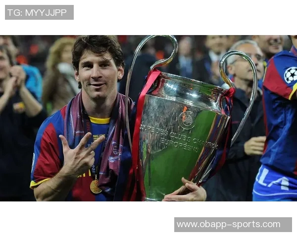 阿迪达斯庆祝与欧冠合作25周年梅西齐祖萨拉赫等明星齐聚海报发布